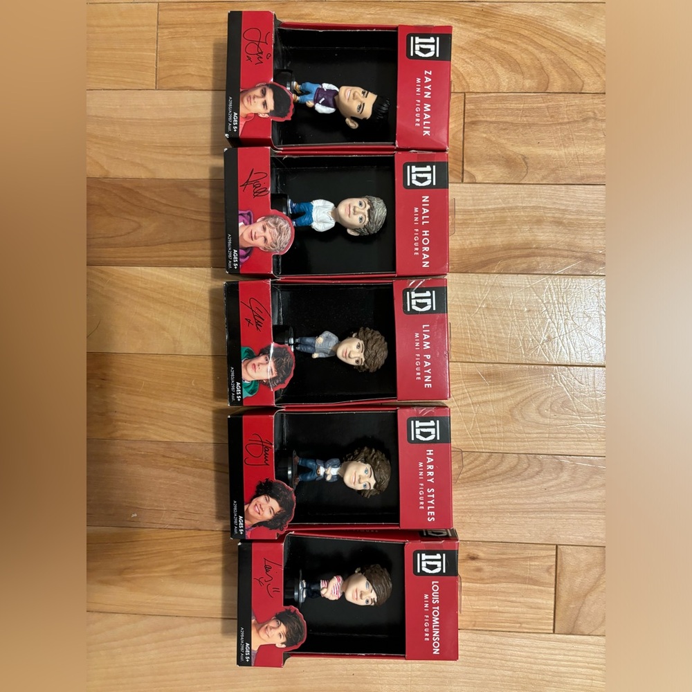 1D One direction mini dolls
